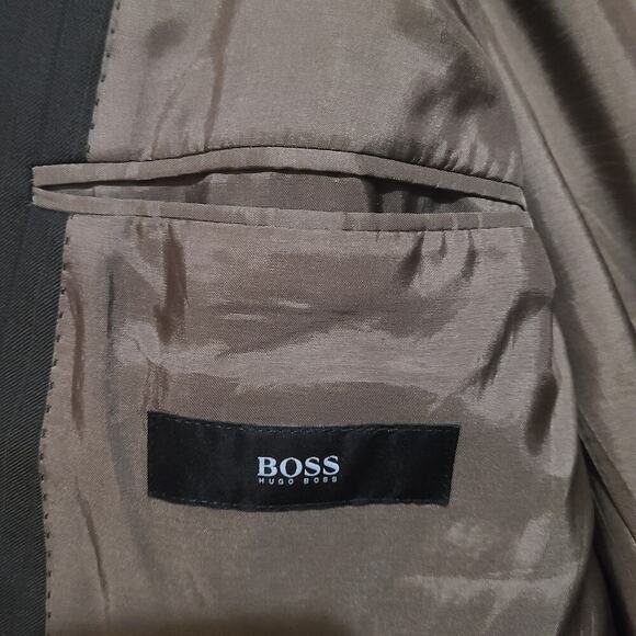 HUGO BOSS‎ VIRGIN WOOL ROSSELLINI SUIT JACKET BLAZER PINSTRIPE 3 BUTTON USA 42 S - Picture 7 of 8